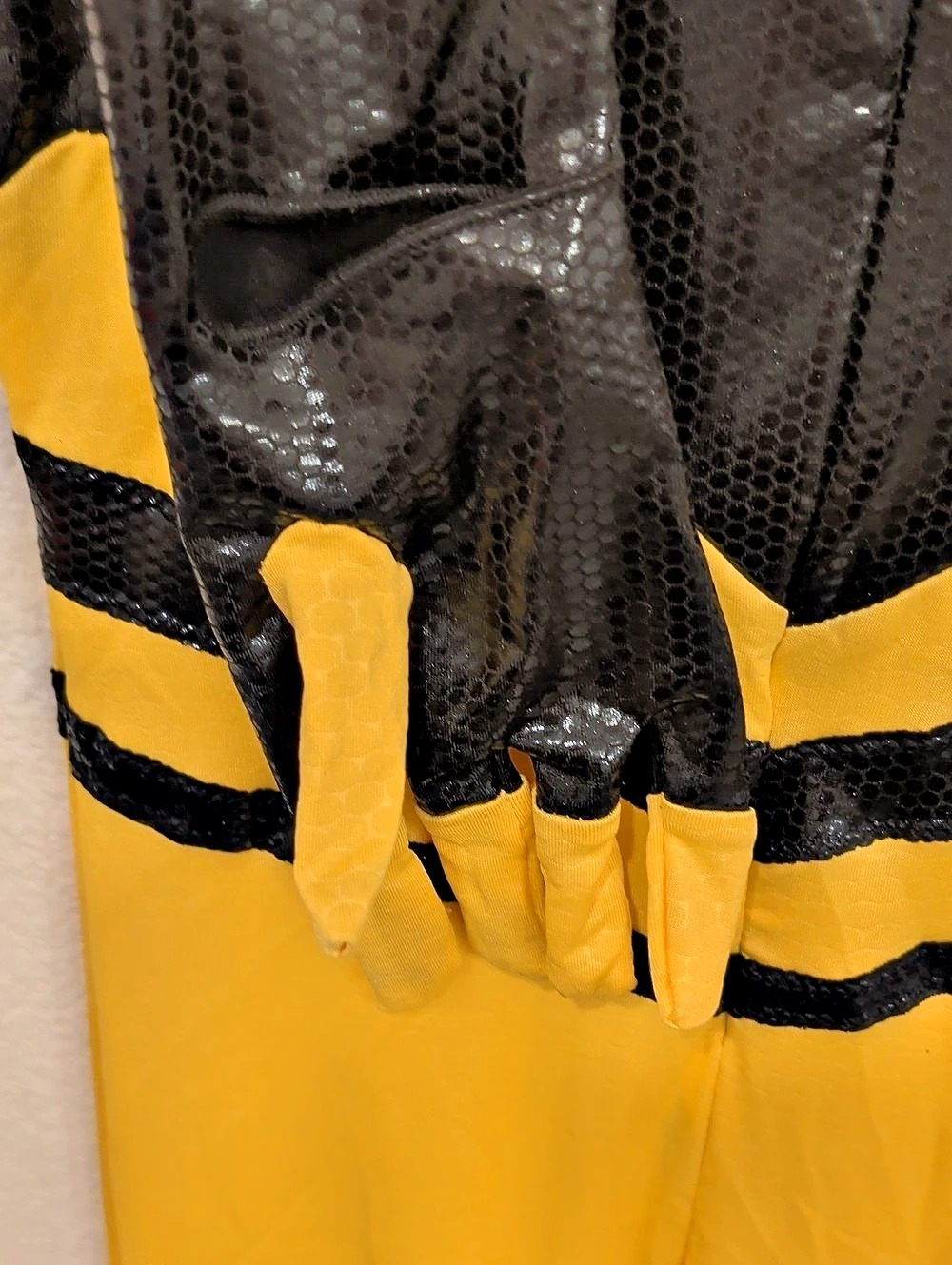 Miraculous Spirit Halloween Queen Bee Yellow & Black Costume Girls Like New - Picture 10 of 13